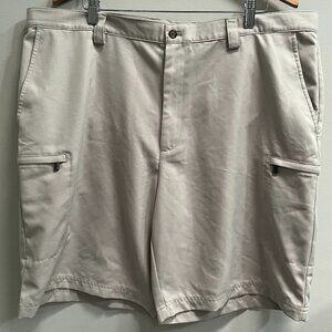 Izod XFG Performance Men's Khaki Golf Shorts‎ Pockets Flat Front Size 42